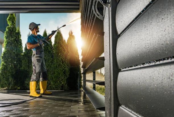 Best Animal Enclosure Cleaning  in Urbana, OH
